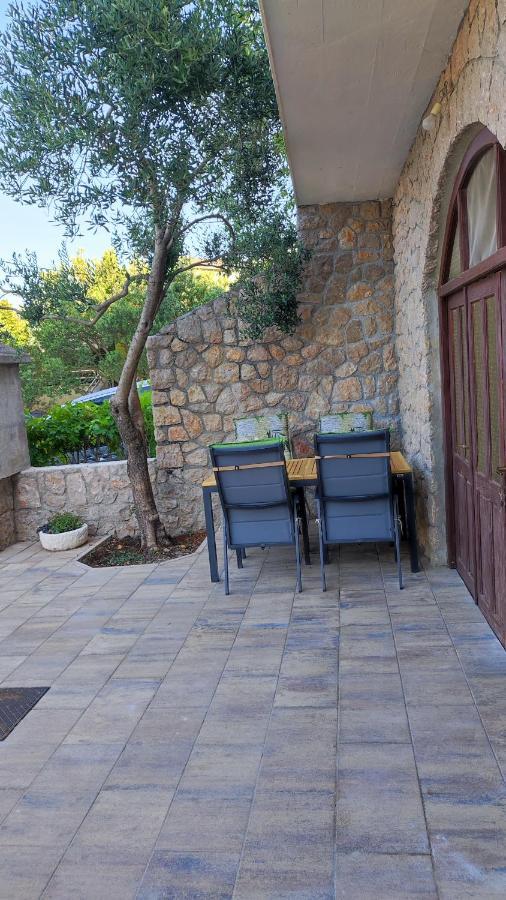 Apartments Veni Up Starigrad Paklenica Exterior photo